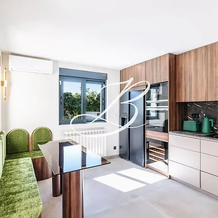 Da Laura - Centre Piscine Villa