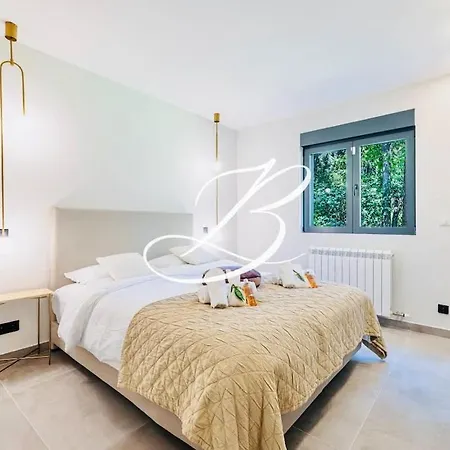 Da Laura - Centre Piscine Cannes